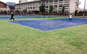 尾道市立瀬戸田中学校テニスコート（広島県）